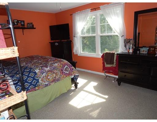 9 Heritage Ct, Fall River, MA 02721 photo 8