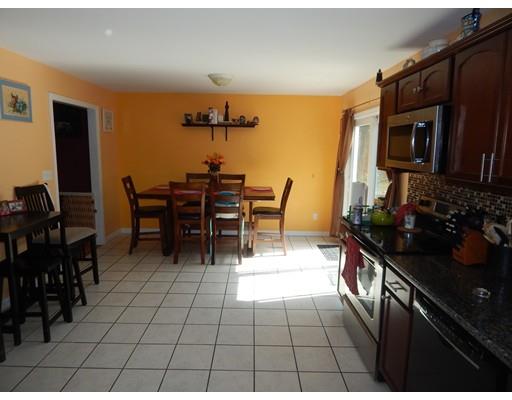 9 Heritage Ct, Fall River, MA 02721 photo 5