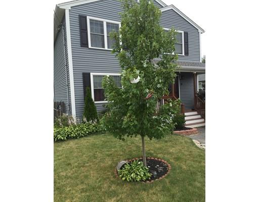 9 Heritage Ct, Fall River, MA 02721 photo 2