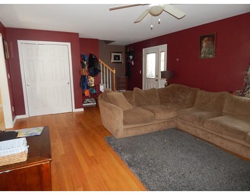 9 Heritage Ct, Fall River, MA 02721 photo 6
