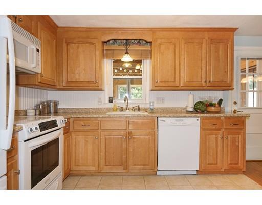 85 Sunset Dr, Northborough, MA 01532 photo 3
