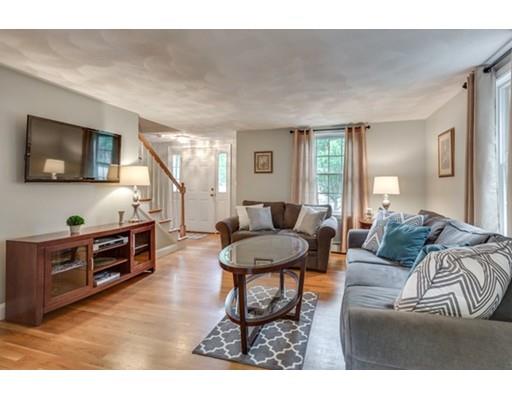 14 Forest St, Reading, MA 01867 photo 4