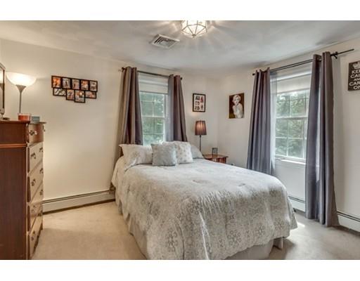 14 Forest St, Reading, MA 01867 photo 17