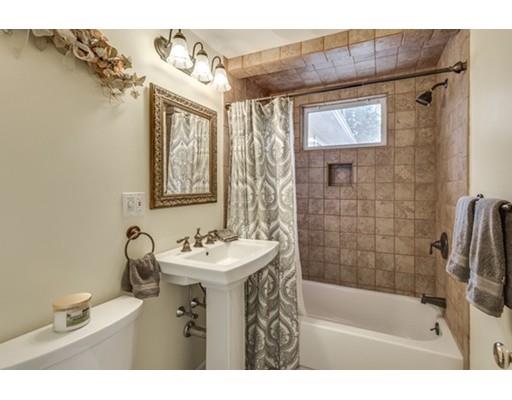 14 Forest St, Reading, MA 01867 photo 13