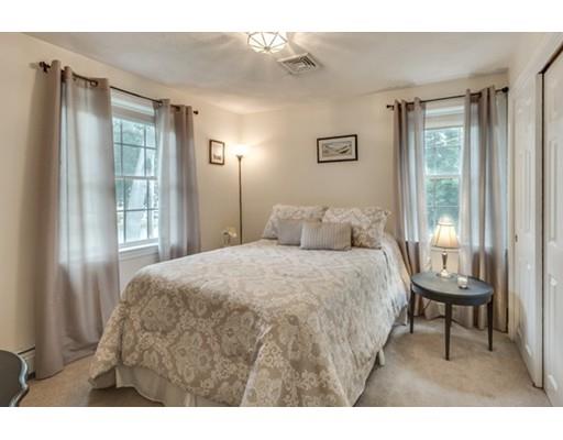 14 Forest St, Reading, MA 01867 photo 19