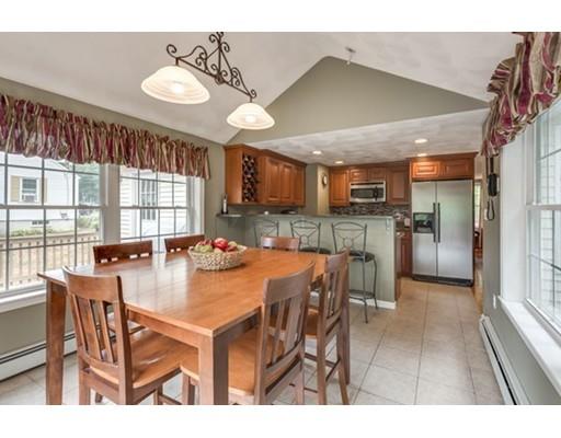14 Forest St, Reading, MA 01867 photo 8