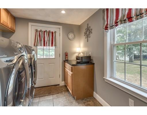 14 Forest St, Reading, MA 01867 photo 12