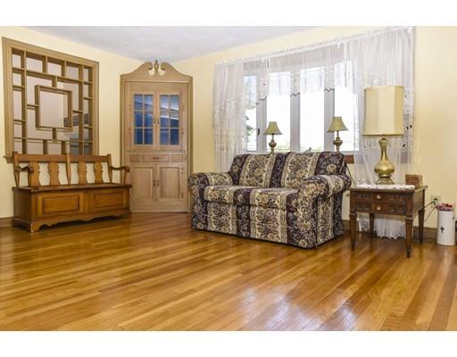 44 Thompson St, Dedham, MA 02026 photo 3