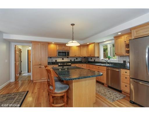 239 Old Jail Ln, Barnstable, MA 02630 photo 3