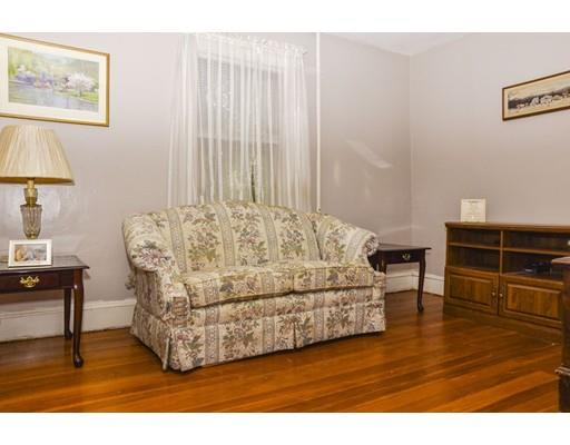 27 Hooper Rd, Dedham, MA 02026 photo 3