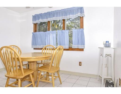 27 Hooper Rd, Dedham, MA 02026 photo 9