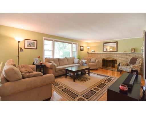 7 Mohawk Rd, Arlington, MA 02474 photo 2