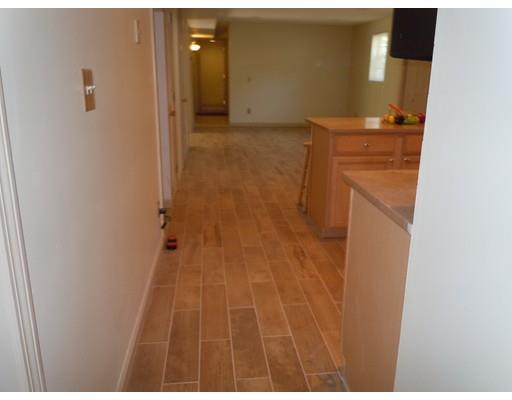 41 Blodgett St, Springfield, MA 01108 photo 15