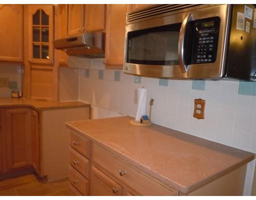 41 Blodgett St, Springfield, MA 01108 photo 11