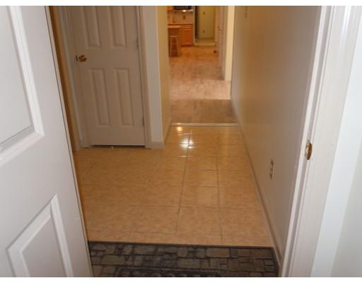 41 Blodgett St, Springfield, MA 01108 photo 3