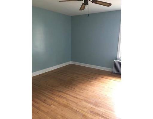 385 Palmer St, Fall River, MA 02724 photo 16