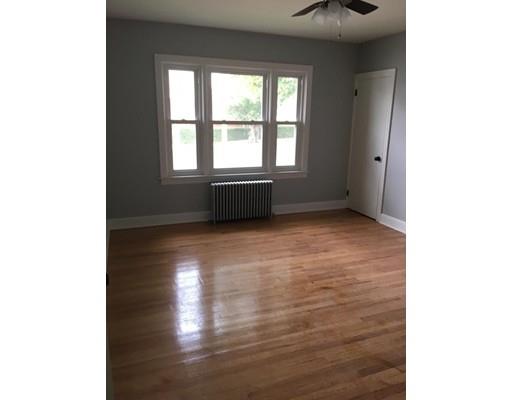385 Palmer St, Fall River, MA 02724 photo 15