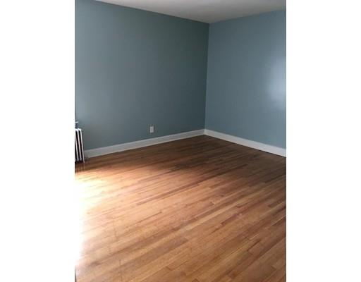 385 Palmer St, Fall River, MA 02724 photo 17