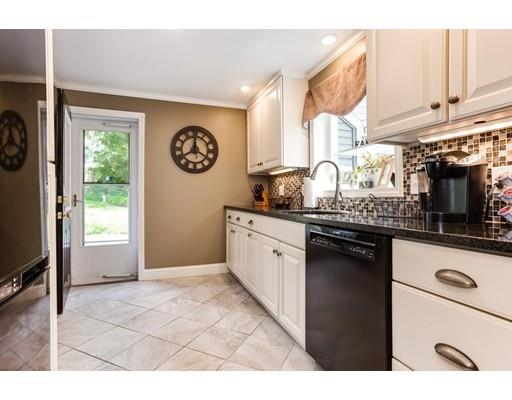 18 Bancroft Tower Rd, Worcester, MA 01609 photo 8
