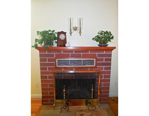 29 8th Ave, Chicopee, MA 01020 photo 5