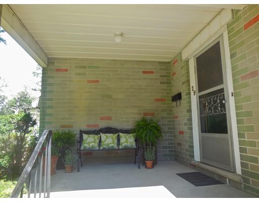 29 8th Ave, Chicopee, MA 01020 photo 2