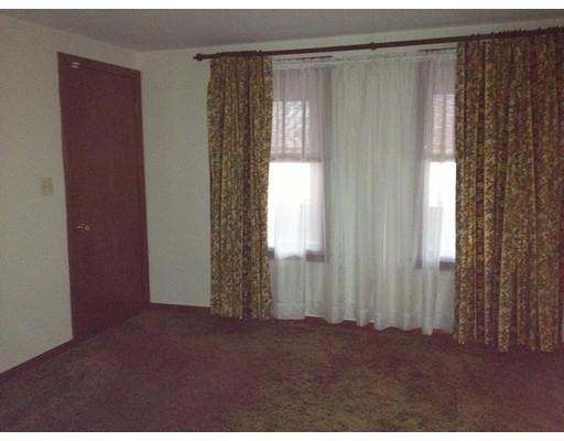 93 Rivers Ave, Chicopee, MA 01013 photo 7