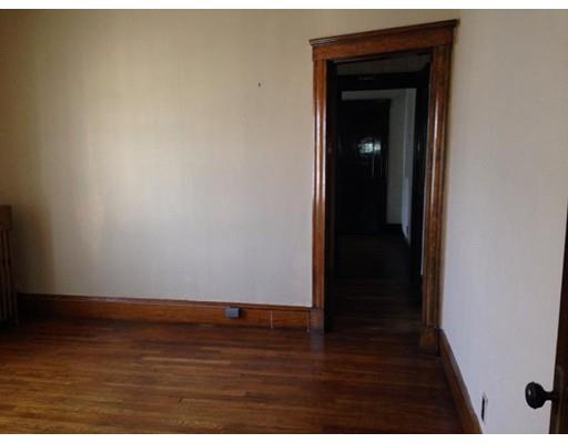 8 Cedar St, Everett, MA 02149 photo 10
