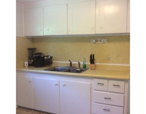 22 Geneva St, Worcester, MA 01602 photo 8
