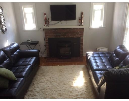 22 Geneva St, Worcester, MA 01602 photo 3