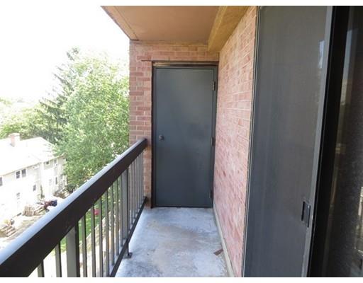 205 Ferry St #405, Everett, MA 02149 photo 11