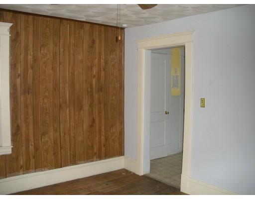 42 Corona St, Springfield, MA 01104 photo 6