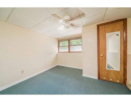115 Lois St, Springfield, MA 01109 photo 20