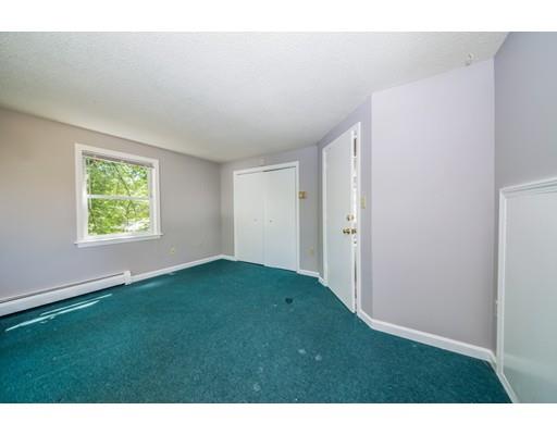 115 Lois St, Springfield, MA 01109 photo 13