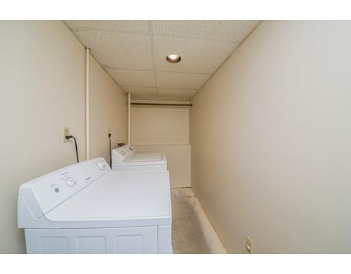 115 Lois St, Springfield, MA 01109 photo 23