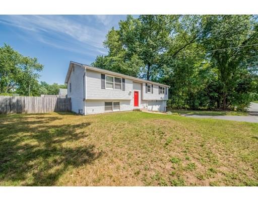 115 Lois St, Springfield, MA 01109 photo 2