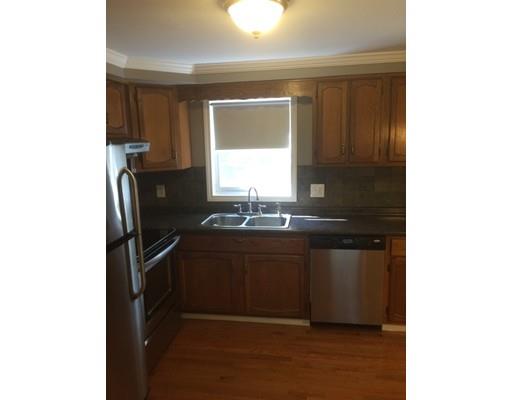 11 Keats Dr, Derry, NH 03038 photo 2