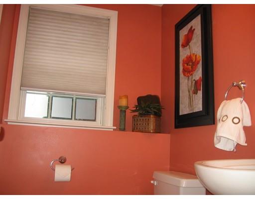 154 Orient St, Worcester, MA 01604 photo 16