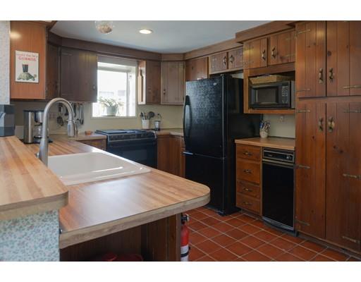 35 Damon St, Danvers, MA 01923 photo 17