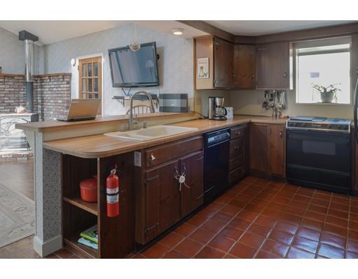 35 Damon St, Danvers, MA 01923 photo 10
