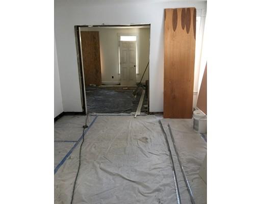 38 Grant St, Springfield, MA 01109 photo 6