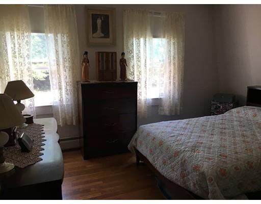 40 Coulombe St, Acushnet, MA 02743 photo 9