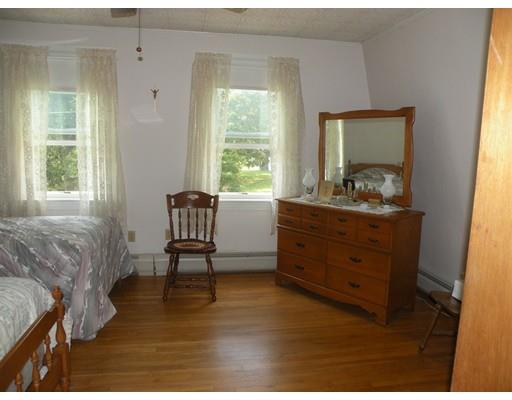 40 Coulombe St, Acushnet, MA 02743 photo 10