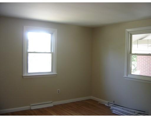1067 Main St, West Wareham, MA 02576 photo 12