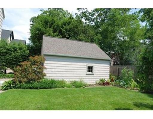 45 Perkins St, Springfield, MA 01118 photo 4