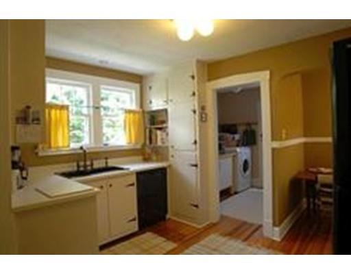45 Perkins St, Springfield, MA 01118 photo 9