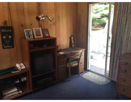 131 Kerry Dr, Springfield, MA 01118 photo 6
