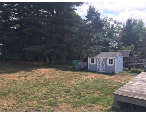 131 Kerry Dr, Springfield, MA 01118 photo 5