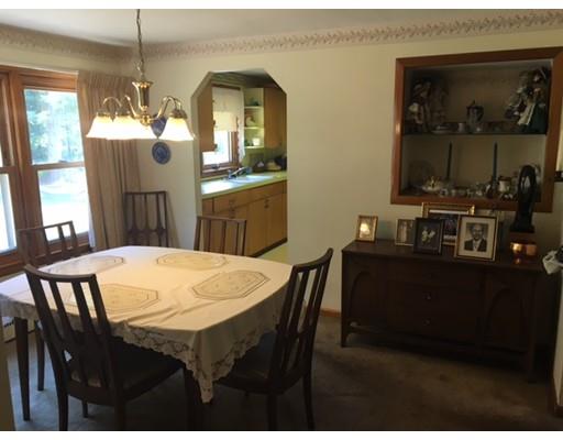 131 Kerry Dr, Springfield, MA 01118 photo 12