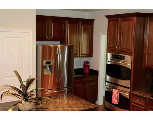 40 Howarth Dr, Upton, MA 01568 photo 16