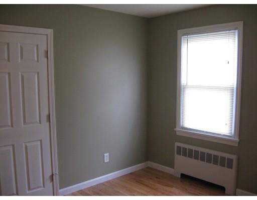 337 Coggeshall St, Fall River, MA 02721 photo 10